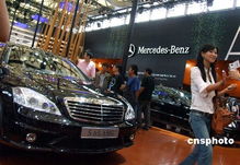 奔馳母公司利潤銳減37%，中國市場新能源車銷售遇冷